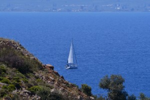 Προσάραξη ιστιοφόρου στη Μακρόνησο