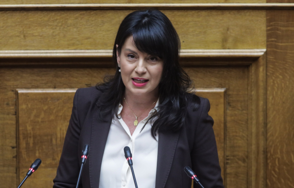 Μαρίνα Κοντοτόλη: Πλήγωσαν τη μνήμη των θυμάτων στα Τέμπη