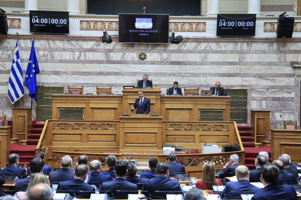 Γκρίνια, «καρφιά» και σπόντες στη ΝΔ - Ποιοι υπουργοί μπήκαν στο στόχαστρο