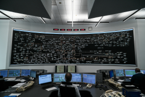 ΑΔΜΗΕ: Δύο σχολές σκέψης για την ΑΜΚ και το στοίχημα της επόμενης μέρας