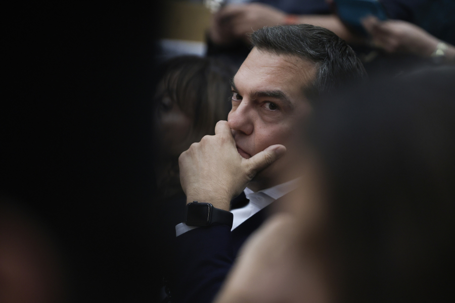 Γιατί ο Αλέξης Τσίπρας δεν πάει Συνέδριο