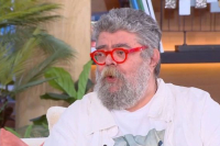 Κραουνάκης: Γιατί δεν τραγούδησε στην αντιπολεμική συναυλία για την Παλαιστίνη στην Τεχνόπολη (Βίντεο)