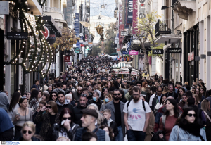 Κορυφώνεται η εορταστική αγοραστική κίνηση - Τζίρο πάνω από 4 δισ. ευρώ τον Δεκέμβριο προσδοκούν οι έμποροι