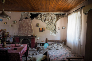 Σεισμοί στην Εύβοια: Νύχτα - θρίλερ για τους κατοίκους - Δεκάδες σπίτια με ζημιές, πώς θα αποζημιωθούν (Βίντεο)