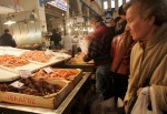 Δεσμεύτηκαν 600 χαρτοκιβώτια με κατεψυγμένα κοκκινόψαρα σε ψυκτική αποθήκη του Πειραιά