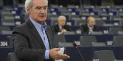 Χουντής: H κυβέρνηση αρνείται να αξιοποιήσει ψήφισμα του ΕΚ υπέρ του μειωμένου φπα