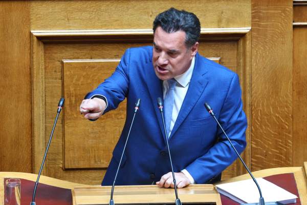 Νέα πυρά Γεωργιάδη σε Ανδρουλακη: «Μασαμπούκωσε 1,2 εκατ. ευρώ»