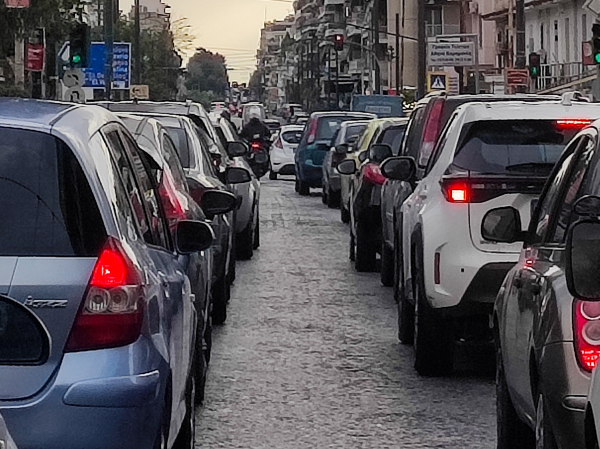 Τέλη κυκλοφορίας 2026: Πότε λήγει η προθεσμία πληρωμής - Τα «τσουχτερά» πρόστιμα