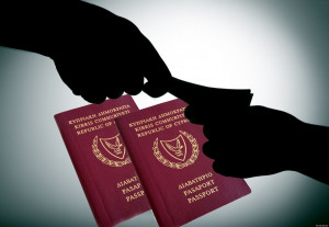 Σάλος με κύκλωμα αστυνομικών: Πουλούσαν διαβατήρια σε κακοποιούς - Ποια η ταρίφα
