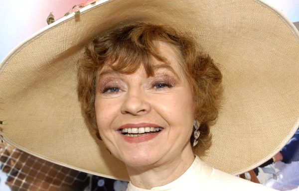 Πέθανε η ηθοποιός Προυνέλα Σκέιλς στα 93 της