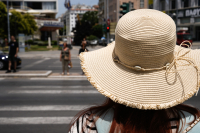 Καύσωνας διαρκείας με εξάρσεις - Γιατί προειδοποιούν οι μετεωρολόγοι