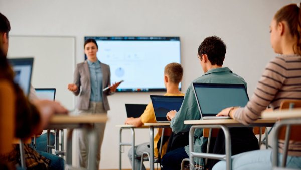 Ωνάσεια σχολεία: Πότε ο αγιασμός - Τα μαθήματα και η νέα εκπαιδευτική πραγματικότητα