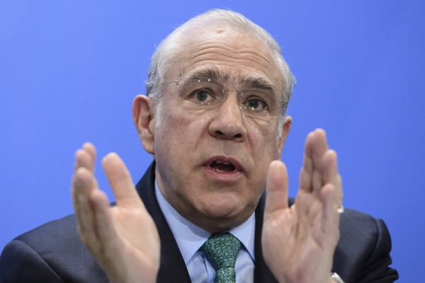 Ο ΟΟΣΑ υποστηρίζει μία ουσιαστική ελάφρυνση χρέους της Ελλάδας