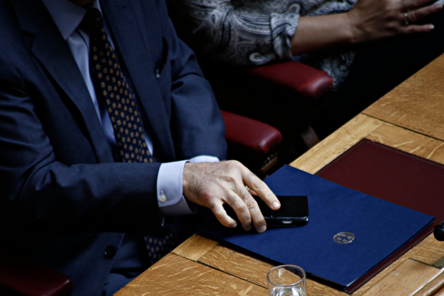 Άνοιξε τον δεύτερο φάκελο με τη διαπλοκή, τι θα λέει ο τρίτος που θα ανοίξει!