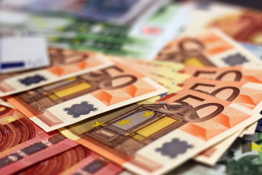 Πλεόνασμα 2,11 δισ. ευρώ καταγράφηκε στον προϋπολογισμό το πρώτο εξάμηνο 2023