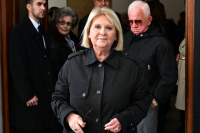 Βούλτεψη: Καλώς ΗΠΑ και Ισραήλ επιτέθηκαν στο Ιράν!