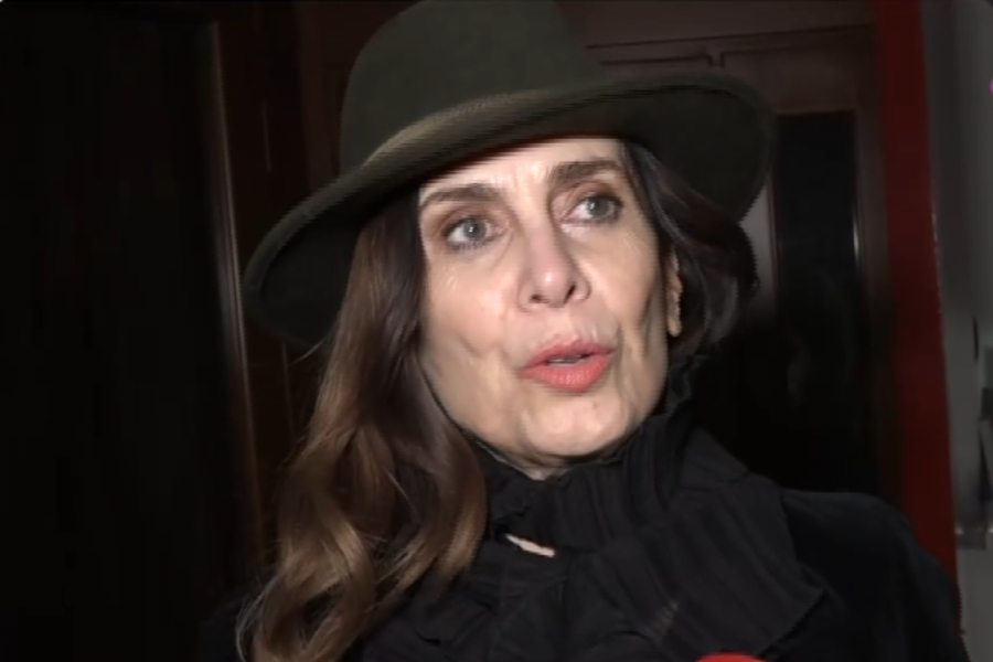 Κατερίνα Διδασκάλου: «Μόνο ο κόσμος μπορεί να αποφασίσει αν θα συνεχίσει μια παράσταση» (Βίντεο)