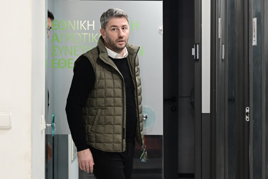 Ανδρουλάκης: Δεν νομίζω ότι ο Έλληνας φορολογούμενος θέλει να κάνει δώρο μισό εκατομμύριο στη ΝΔ