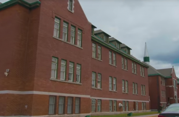 Φρίκη στον Καναδά: Βρέθηκε ομαδικός τάφος με 215 παιδιά σε οικοτροφείο