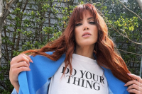 Μαίρη Συνατσάκη: «Απομονώνουν τα λεγόμενά μου και με παρουσιάζουν ως μουρλή» (Βίντεο)