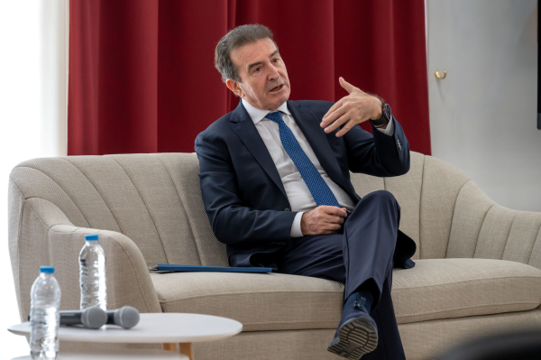 Χρυσοχοΐδης: Πιλοτικό πρόγραμμα με drones και αυστηρότερη αστυνόμευση για το κυκλοφοριακό στην Αττική