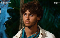 Survivor – Σταύρος Φλώρος: Σηκώθηκε από το κρεβάτι – Οι δηλώσεις της μητέρας του