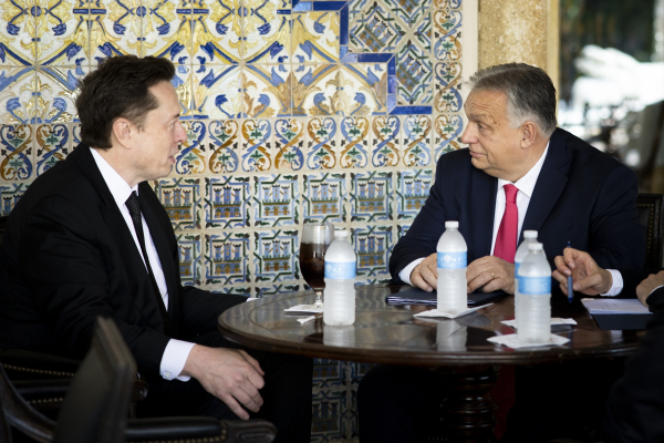 Ίλον Μασκ: Ο άνθρωπος που θέλει να γίνει «αυτοκράτορας»