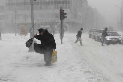 Χάος σε Βουλγαρία και Ρουμανία από τις χιονοθύελλες