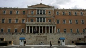 Έντονη κριτική της ελάσσονος αντιπολίτευσης για την αντιμετώπιση των πυρκαγιών