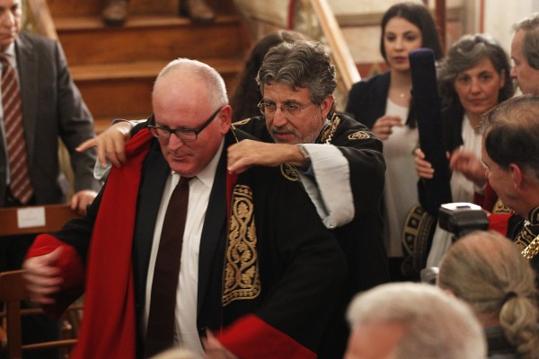 Τίμερμανς: Ο εθνικισμός και ο λαϊκισμός συνιστούν «φυγή» και στην Ιστορία η οπισθοδρόμηση είναι πιθανή