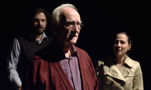 Ο Θανάσης Παπαγεωργίου στον ρόλο που χάρισε ακόμη ένα Όσκαρ στον Άντονι Χόπκινς