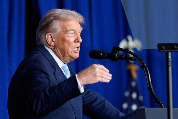 Διορία στο Κίεβο μέχρι την Πέμπτη - Οι δηλώσεις Τραμπ για Ρωσία και Ουκρανία