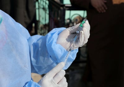 Τσεχία: Η νέα κεντροδεξιά κυβέρνηση καταργεί τον υποχρεωτικό εμβολιασμό