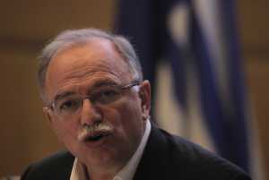 Παπαδημούλης: Συμβιβασμό την Τετάρτη στην Σύνοδο για αποφυγή του Grexit