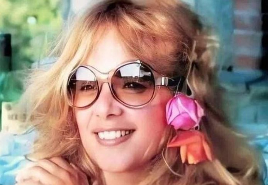 Ο Γιάννης Παπαμιχαήλ ανήρτησε αδημοσίευτη φωτογραφία της Αλίκης στο χειρουργείο