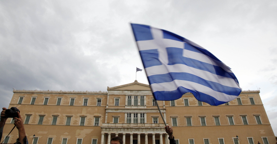 Eurostat: Πρωταθλήτρια ξανά η Ελλάδα οικονομικής «συμπίεσης» και «στερήσεων» για τους πολίτες της