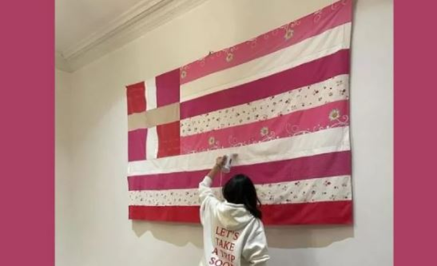 Πολιτική κόντρα για την ροζ σημαία στο Γενικό Προξενείο της Νέας Υόρκης, αποσύρθηκε με εντολή Γεραπετρίτη