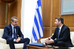 ΟΠΕΚΕΠΕ: Το σκάνδαλο εκτρέπει τους σχεδιασμούς Μητσοτάκη - Ανδρουλάκη