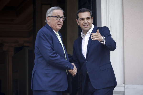 Η «αποκάλυψη» Γιούνκερ για τη φορολόγηση των εφοπλιστών που είχε ήδη απαντήσει ο Τσίπρας από το 2015
