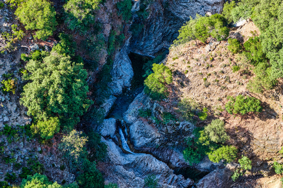 Ηράκλειο: Σε εξέλιξη επιχείρηση διάσωσης εγκλωβισμένου άνδρα στα Αστερούσια Όρη