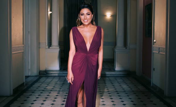 Έλενα Παπαρίζου: Αυτός είναι ο λόγος που νοσηλεύτηκε - Τι λέει για την κατάσταση της υγείας της