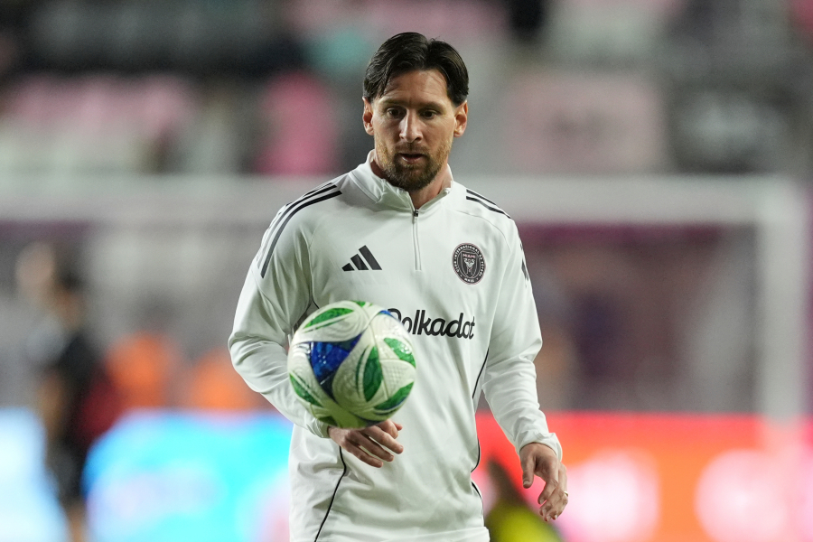 Ο Μέσι αποκάλυψε το ποδοσφαιρικό του είδωλο και ΔΕΝ είναι ο Μαραντόνα!