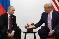 NYT: Ο Τραμπ σκοπεύει να συναντηθεί κατ' ιδίαν με Πούτιν και Ζελένσκι