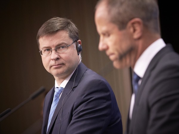 H «μαύρη λίστα» των φορολογικών παραδείσων στο επίκεντρο του Ecofin