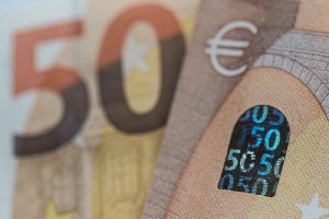 Σχέδιο Γιούνκερ: Κεφάλαια 420 εκατ. ευρώ σε περισσότερες από 2.000 ΜμΕ