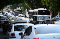 ΙΟΒΕ: Υπερπληθώρα «γερασμένων» ΙΧ στην Αθήνα - Ατελείωτες οι ώρες στο τιμόνι