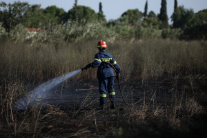 Κατάσταση συναγερμού για φωτιές τη Δευτέρα, σε γενική επιφυλακή η πυροσβεστική