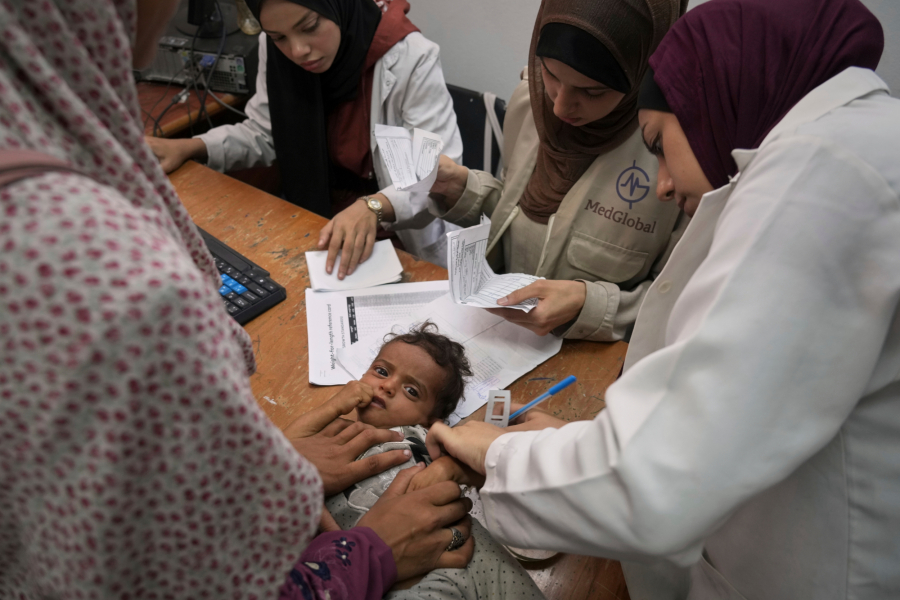 Γερμανία: Στον «πάγο» βοήθεια 30 εκατ. ευρώ για μισθούς εκπαιδευτικών και γιατρών στη Γάζα