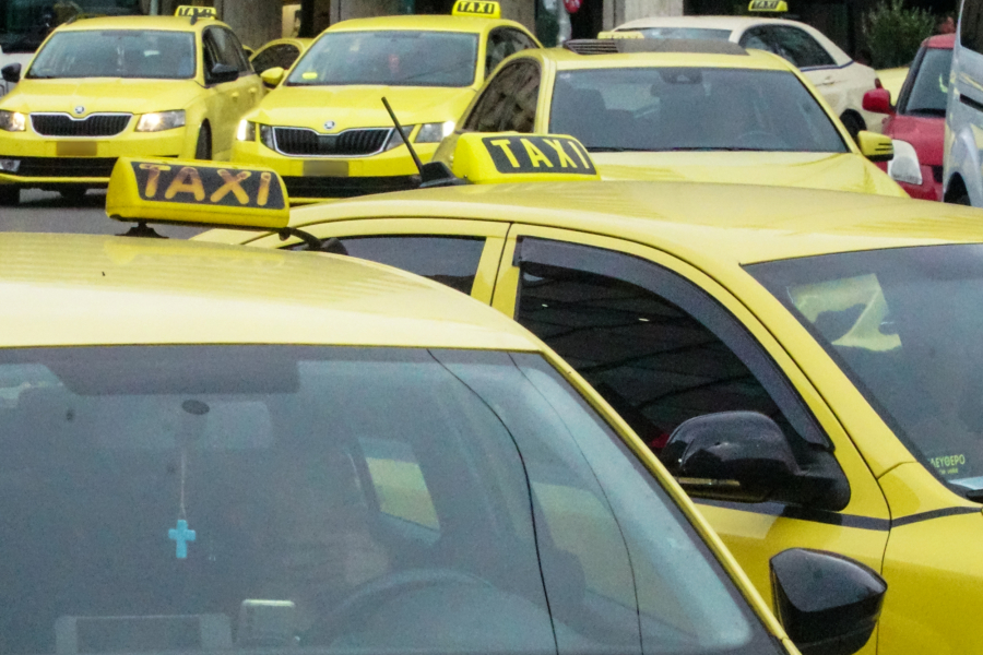 Δύο συλλήψεις για ληστείες σε οδηγούς ταξί - Εξιχνιάστηκαν 11 υποθέσεις