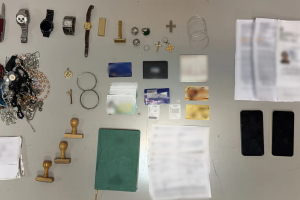 Αττική: 45χρονη παρίστανε την οικιακή βοηθό και έκλεβε ΑμΕΑ